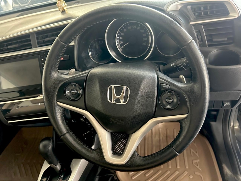 Honda Jazz VX 1.2L i-VTEC CVT