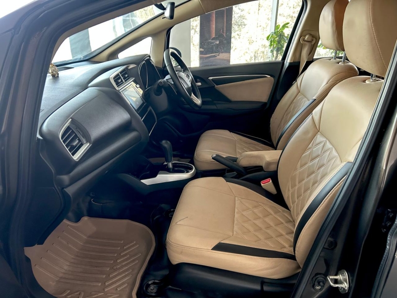 Honda Jazz VX 1.2L i-VTEC CVT