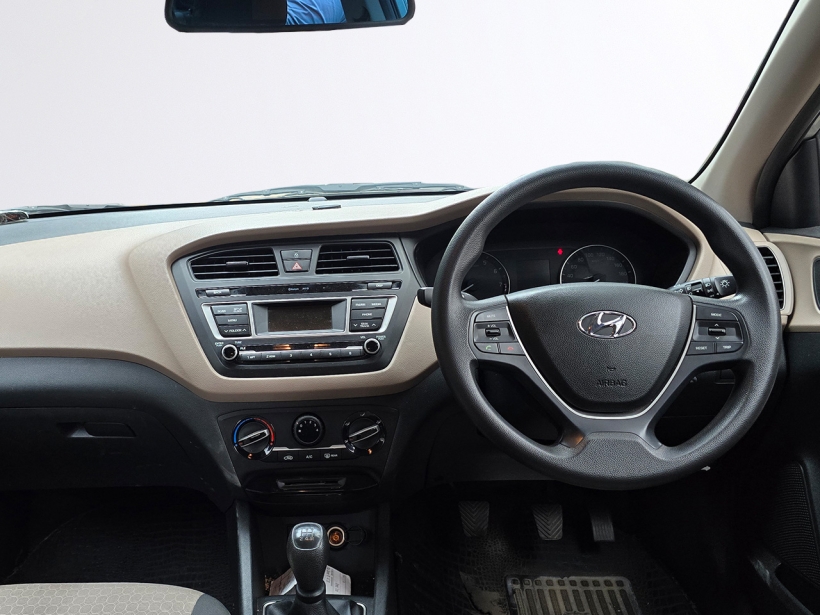 Hyundai i20 Sportz 1.2 MT