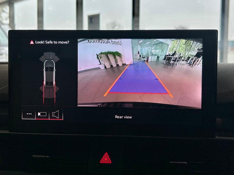 Audi A4 40 TFSI Technology