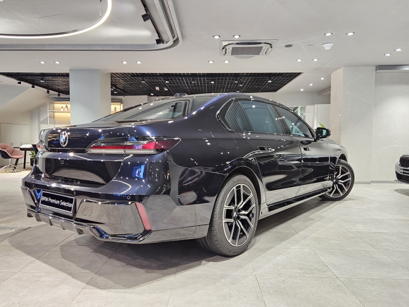 BMW 7 Series 740i M Sport