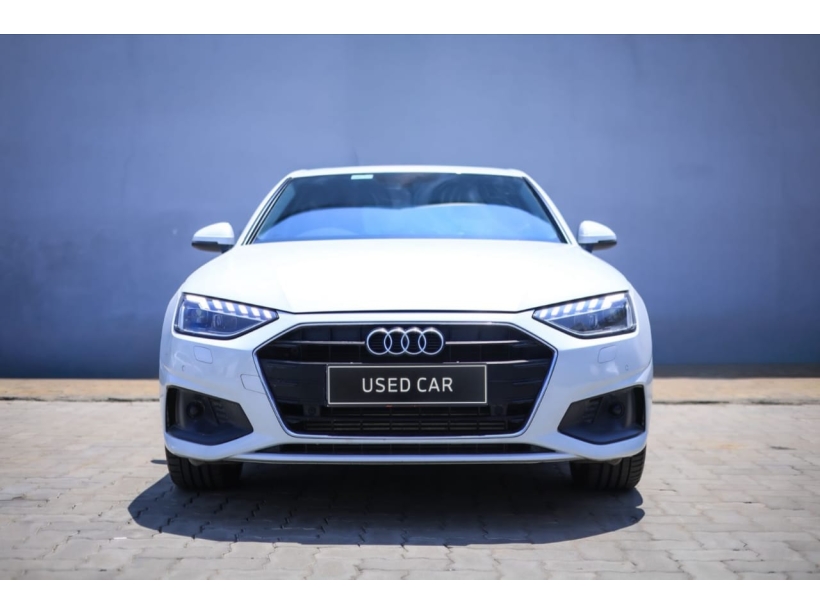 Audi A4 40 TFSI Premium Plus