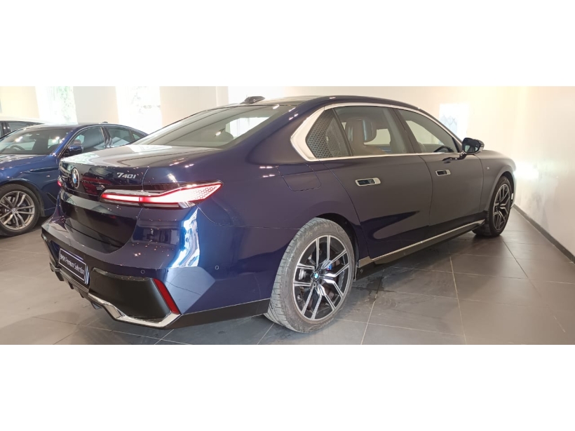 BMW 7 Series 740i M Sport