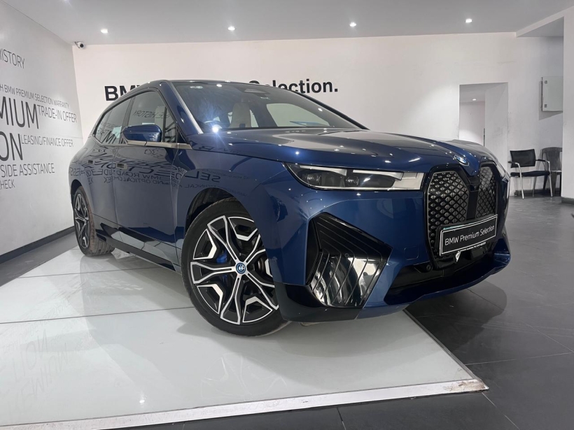 BMW iX xDrive50