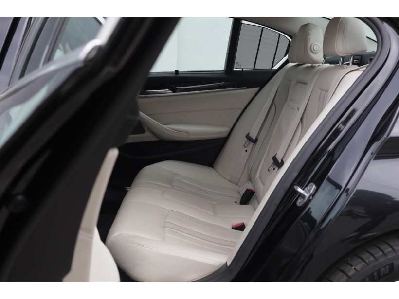 BMW 5 Series 520d Luxury Line