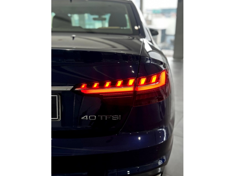 Audi A4 40 TFSI Technology