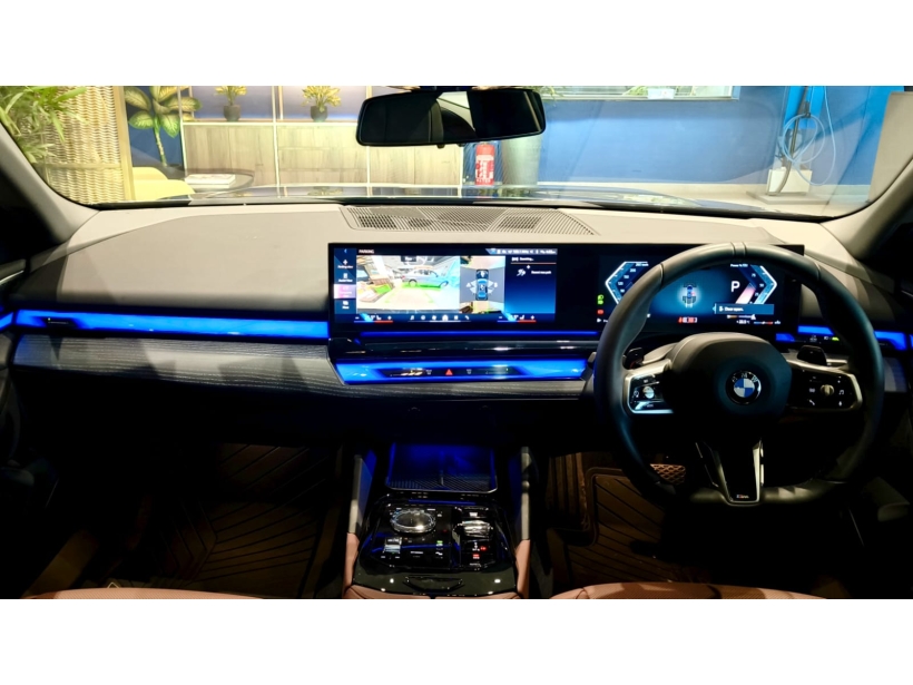 BMW 5 Series 530Li M Sport LWB