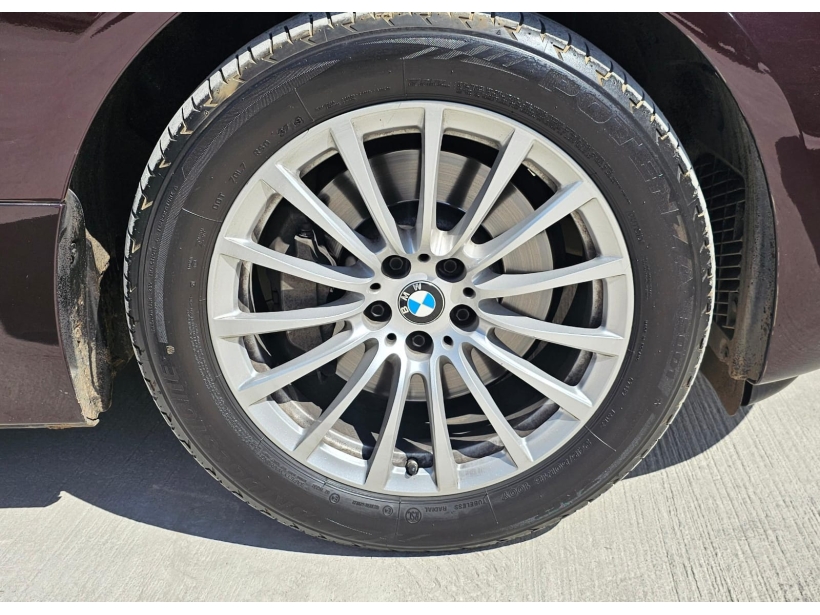 BMW 6 Series GT 630i Luxury Line