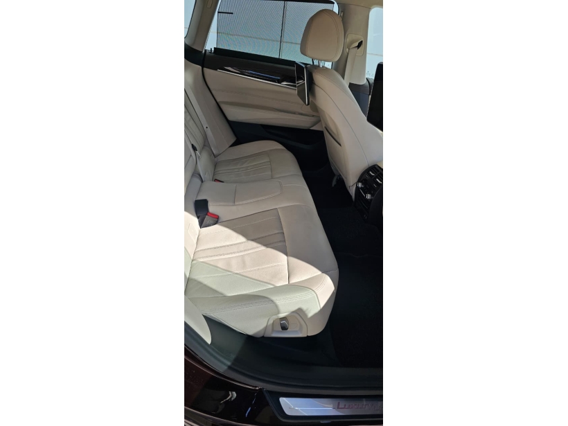 BMW 6 Series GT 630i Luxury Line