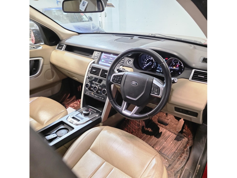 Land Rover Discovery Sport HSE 7-Seater