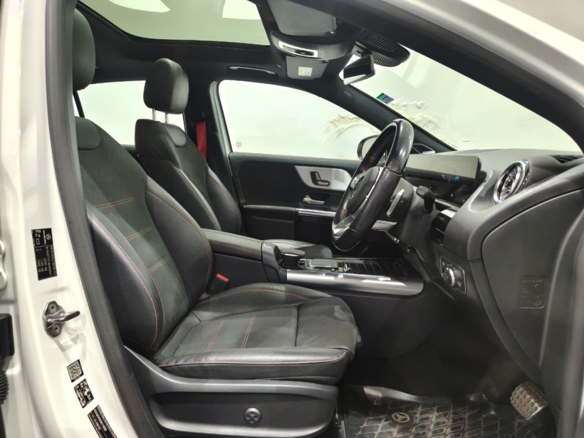 Mercedes Benz AMG GLA 35 4MATIC