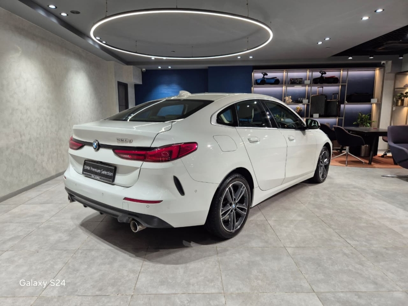 BMW 2 Series 220d Sportline