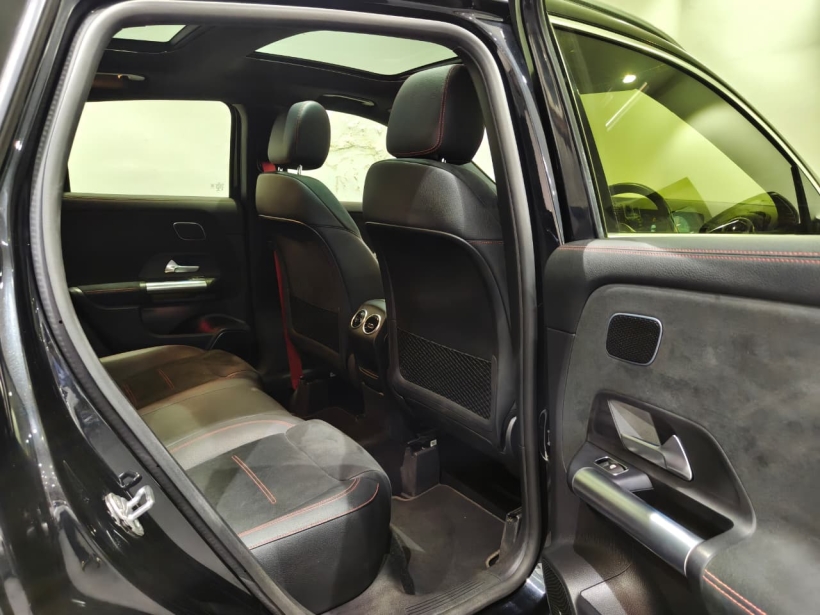 Mercedes Benz AMG GLA35 4MATIC