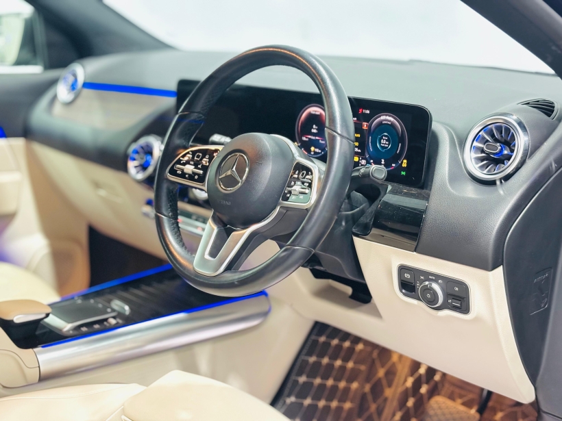 Mercedes Benz GLA 220d 4MATIC