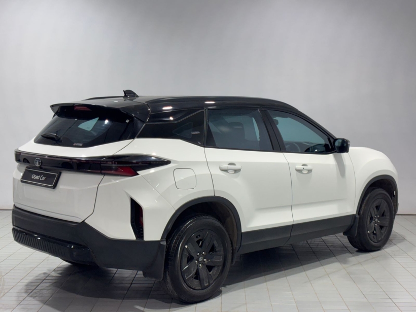 Tata Harrier Fearless Plus Dual Tone AT