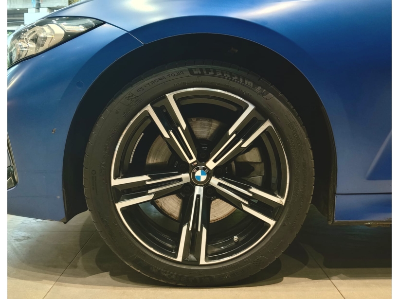 BMW 3 Series Gran Limousine 330Li M Sport