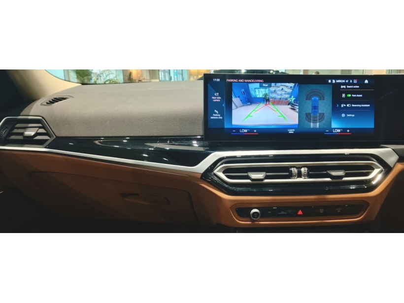 BMW 3 Series Gran Limousine 330Li M Sport