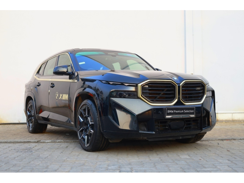BMW XM Plug-in Hybrid