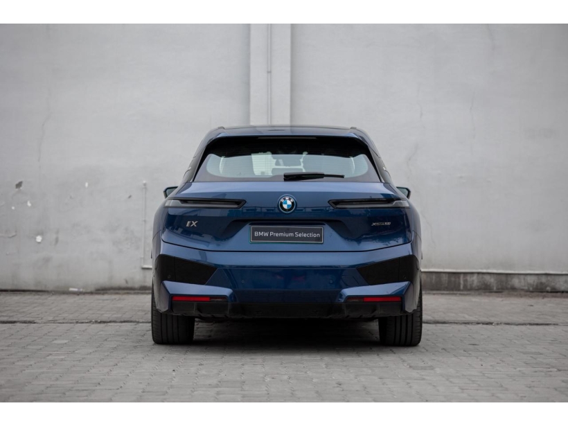 BMW iX xDrive50
