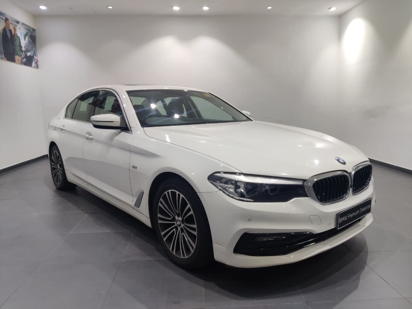 BMW 5 Series 530i Sport Line