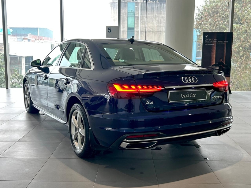 Audi A4 40 TFSI Technology