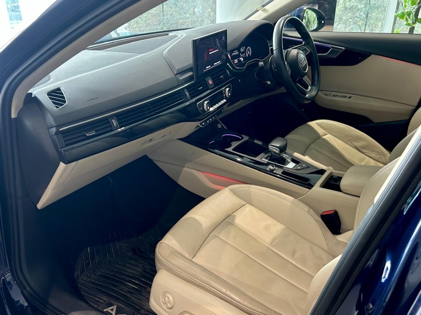 Audi A4 40 TFSI Technology