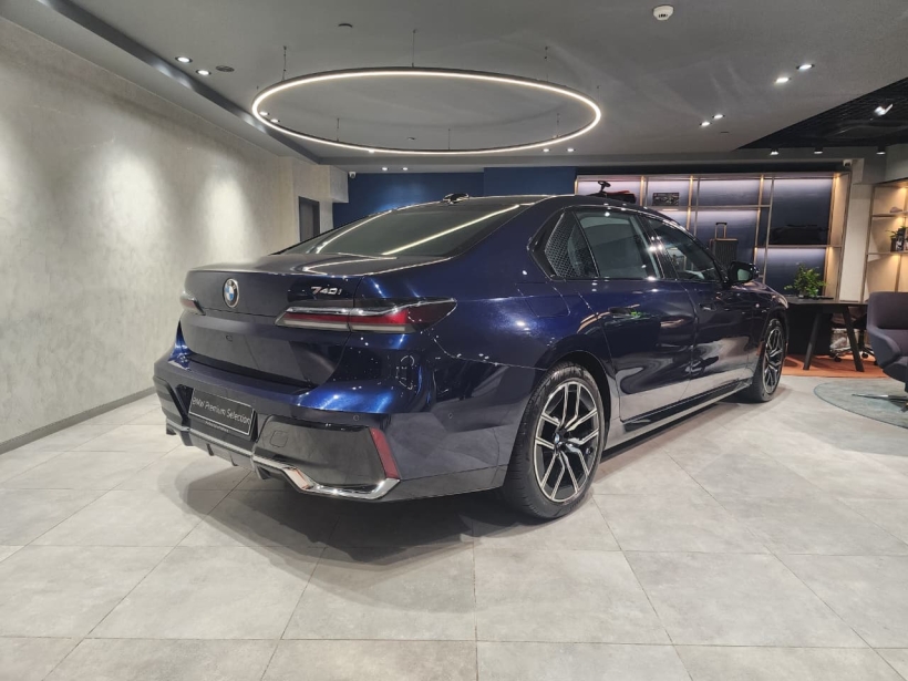 BMW 7 Series 740i M Sport