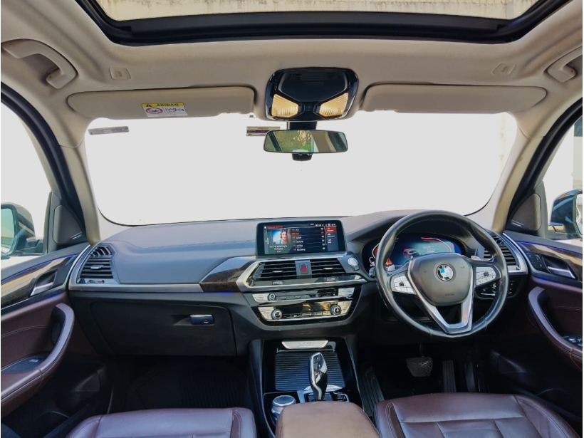 BMW X3 xDrive30i Luxury Line