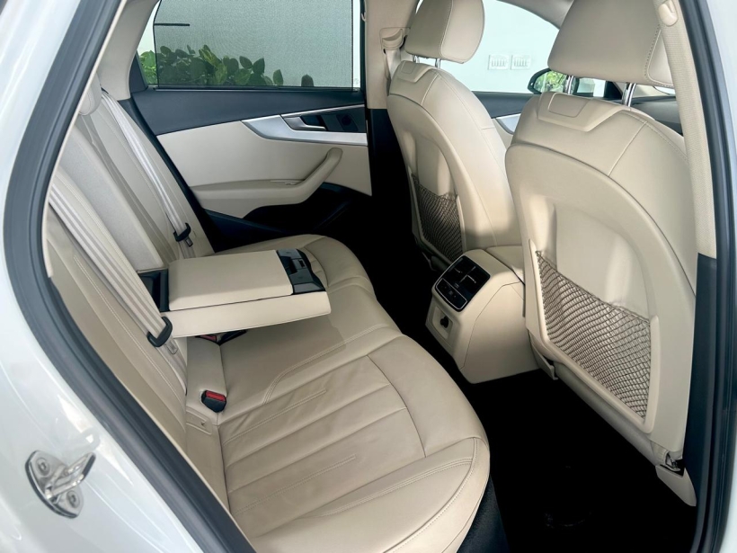 Audi A4 40 TFSI Premium Plus