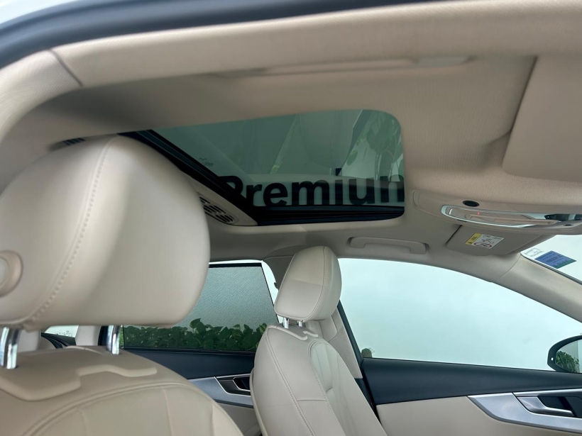 Audi A4 40 TFSI Premium Plus
