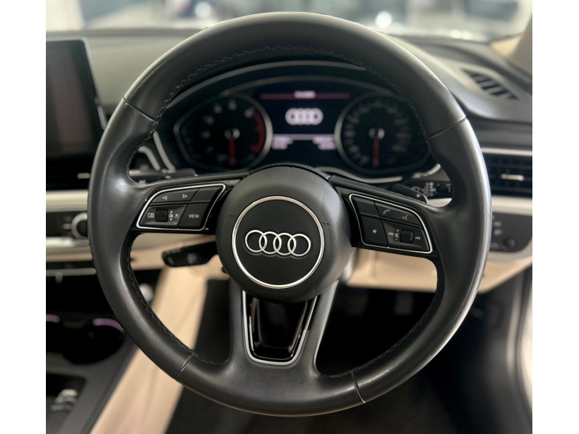 Audi A4 40 TFSI Premium Plus