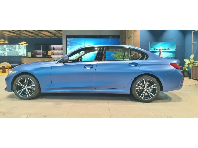 BMW 3 Series Gran Limousine 330Li M Sport