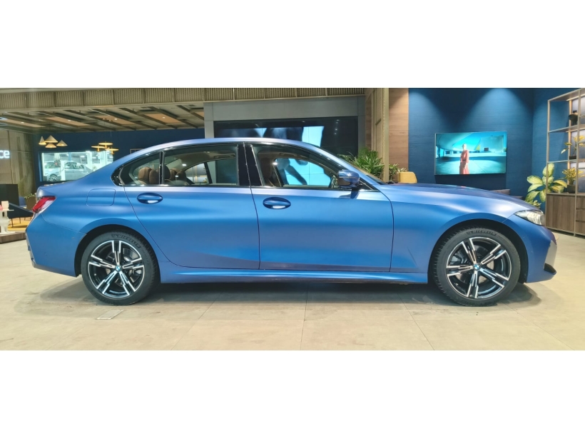 BMW 3 Series Gran Limousine 330Li M Sport