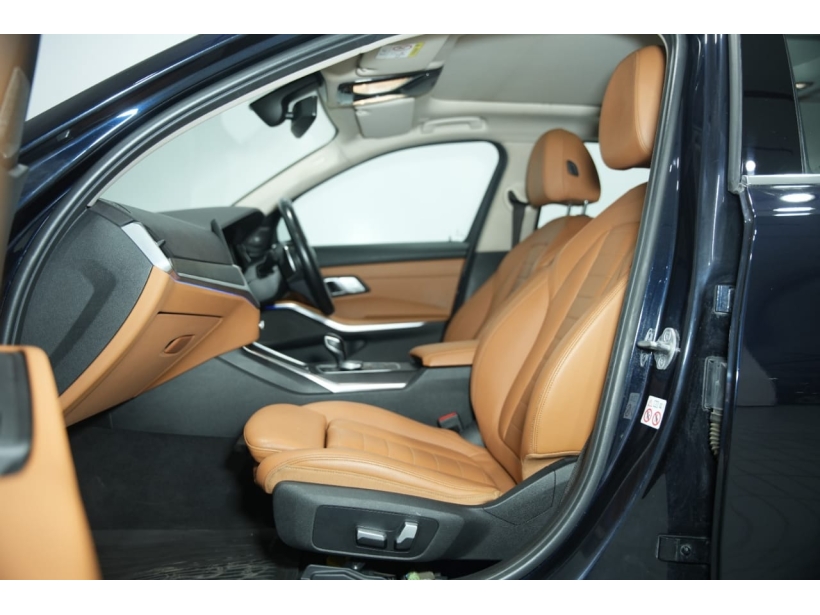 BMW 3 Series Gran Limousine 330Li M Sport