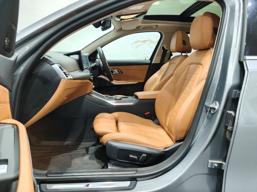 BMW 3 Series Gran Limousine 330Li Luxury Line