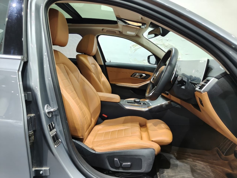 BMW 3 Series Gran Limousine 330Li Luxury Line