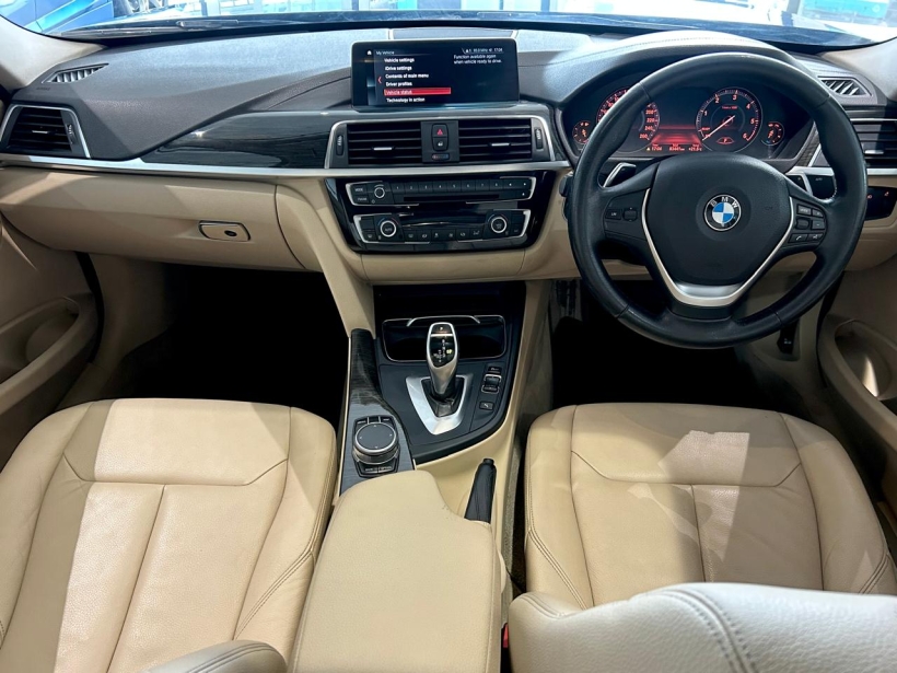 BMW 3 Series 320d Luxury Line