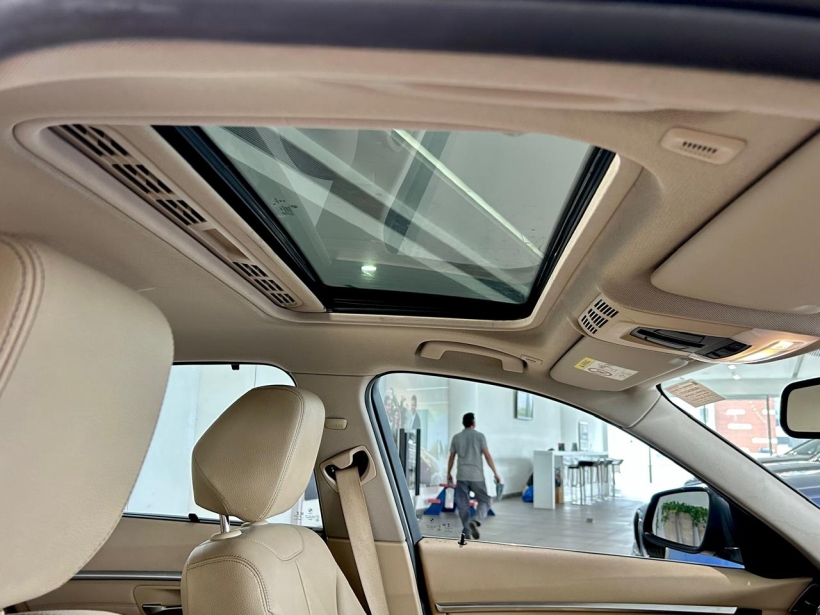 BMW 3 Series 320d Luxury Line