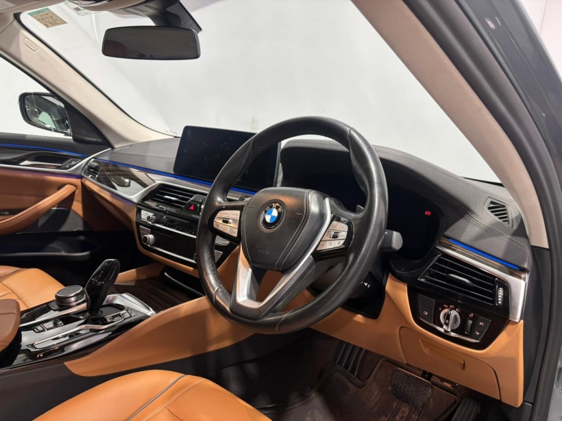 BMW 5 Series 520d Luxury Line