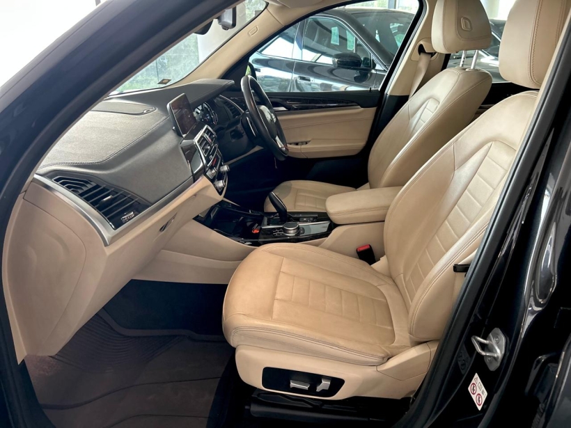 BMW X3 xDrive20d Luxury Line