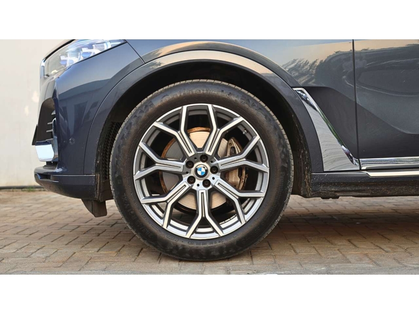 BMW X7 xDrive30d DPE Signature