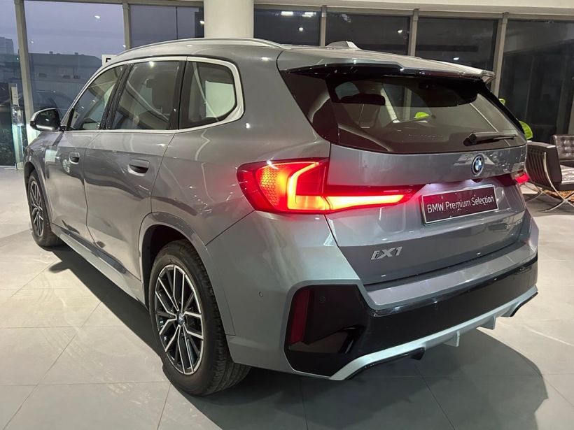 BMW iX1 eDrive20L M Sport