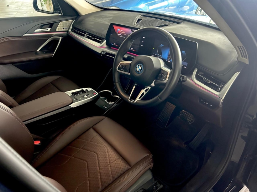 BMW iX1 eDrive20L M Sport