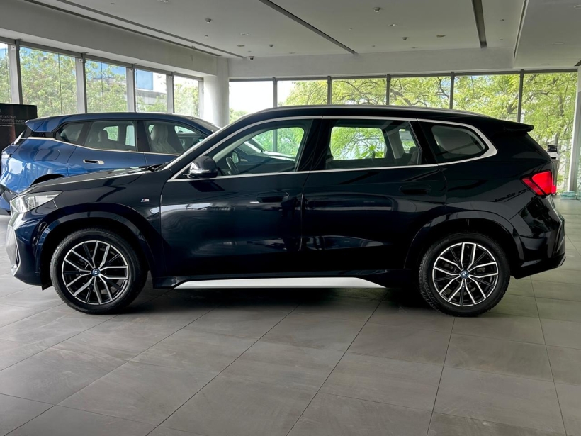 BMW iX1 eDrive20L M Sport