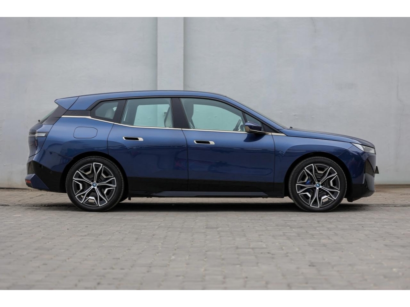 BMW iX xDrive50