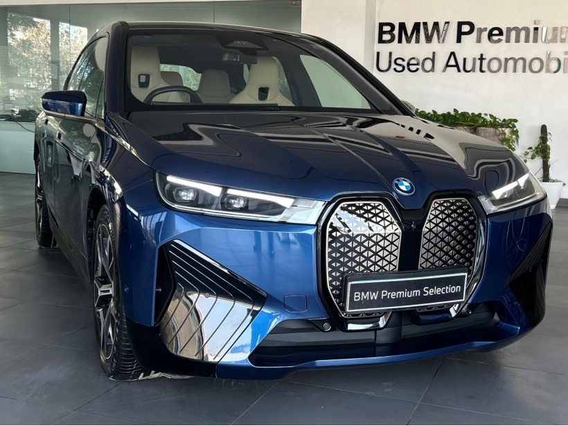 BMW iX xDrive50