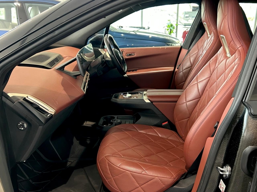 BMW iX xDrive40