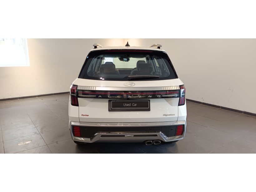 Hyundai Alcazar Signature 1.5 Petrol DCT 7STR
