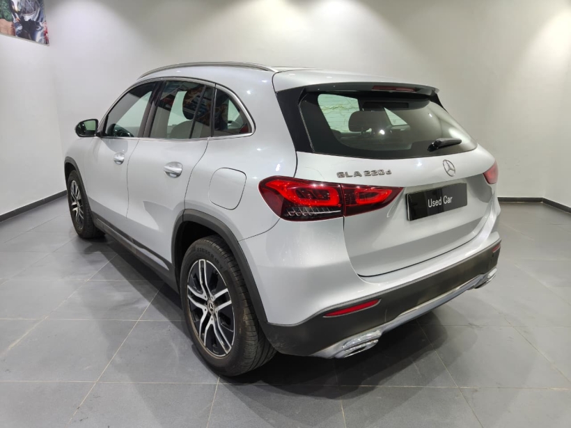 Mercedes Benz GLA Class 220d