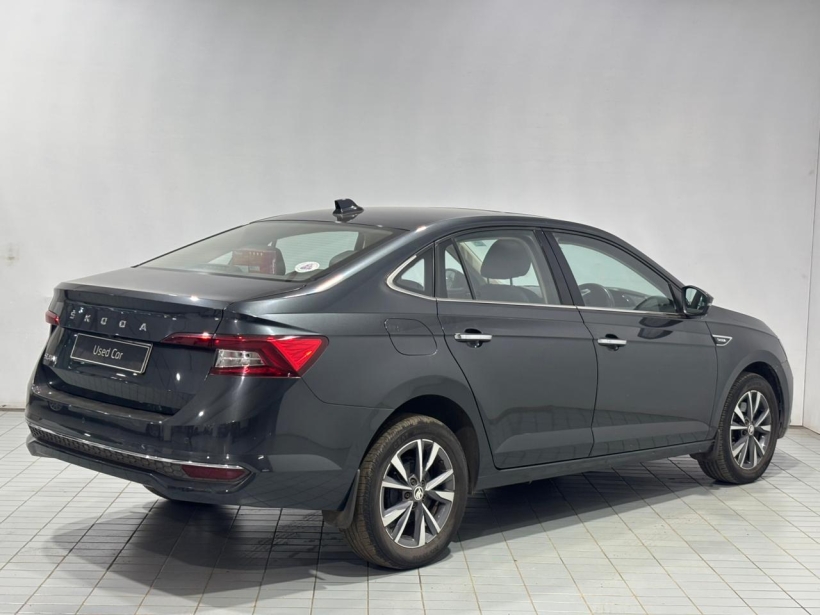 Skoda Slavia Style 1.5 TSI AT